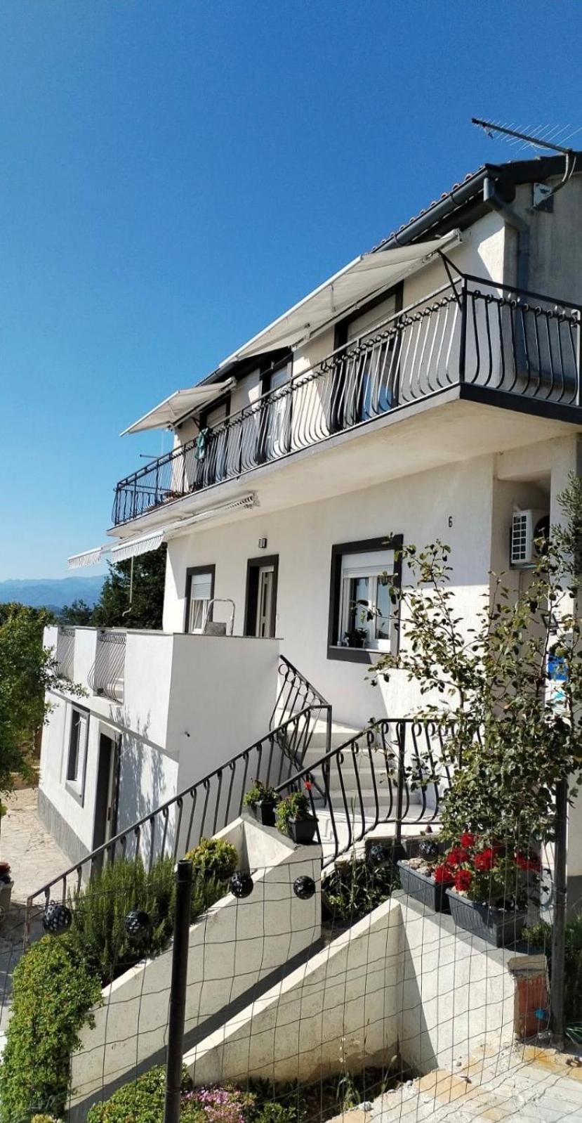 Ivano & Franko Apartments Kruševo Exterior foto
